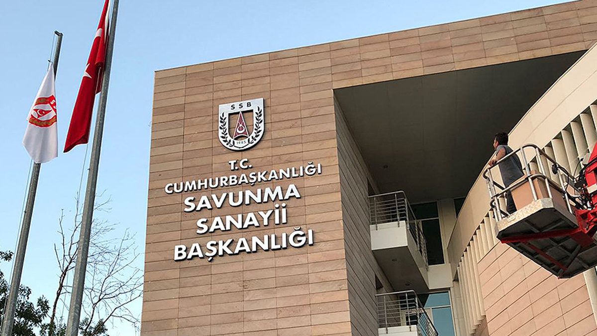 Savunma Sanayii Başkanlığına 20 uzman yardımcısı alınacak