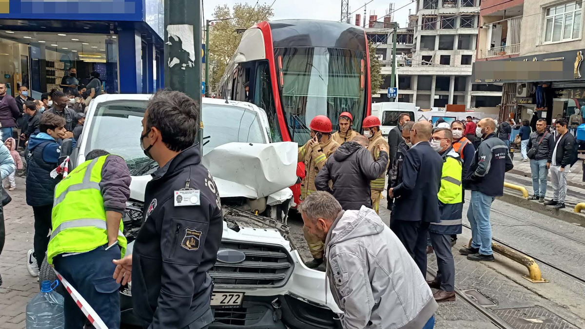 Zeytinburnu'nda tramvay kazası