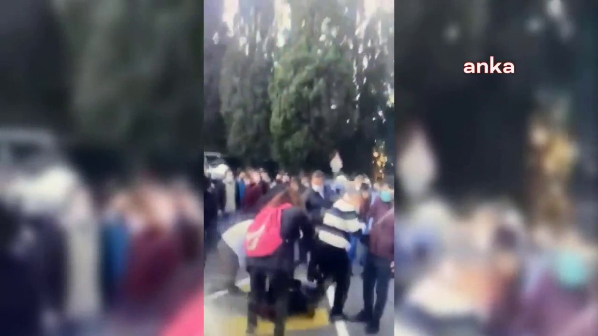 Boğaziçi Üniversitesi'nde 30 öğrenciye gözaltı