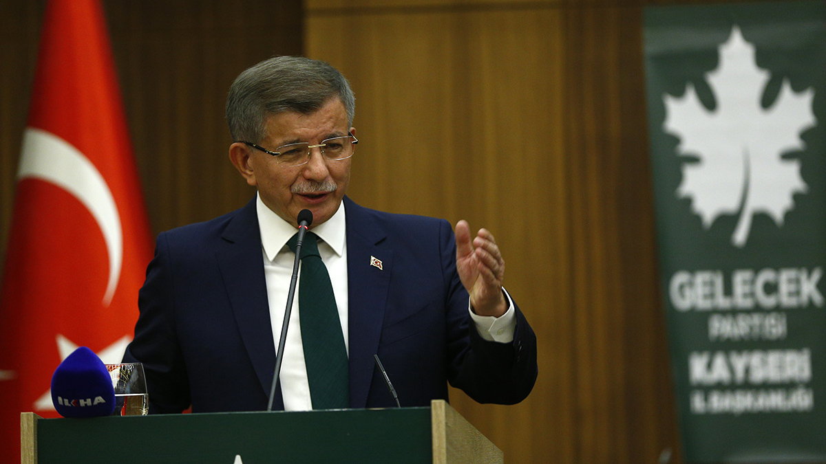 Davutoğlu'ndan 10 büyükelçi yorumu: Tarihimizin en büyük diplomasi krizi