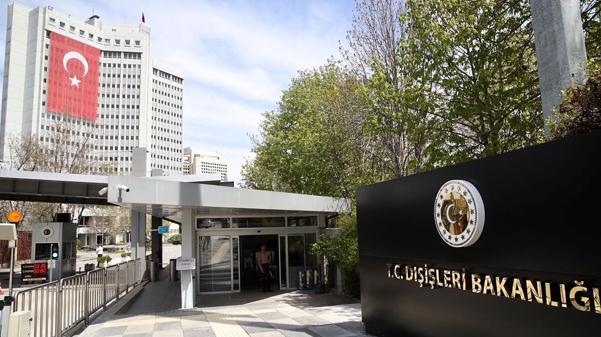 Türkiye Osman Kavala açıklaması yapan 10 ülkenin büyükelçisini sınır dışı ederse ne olur?