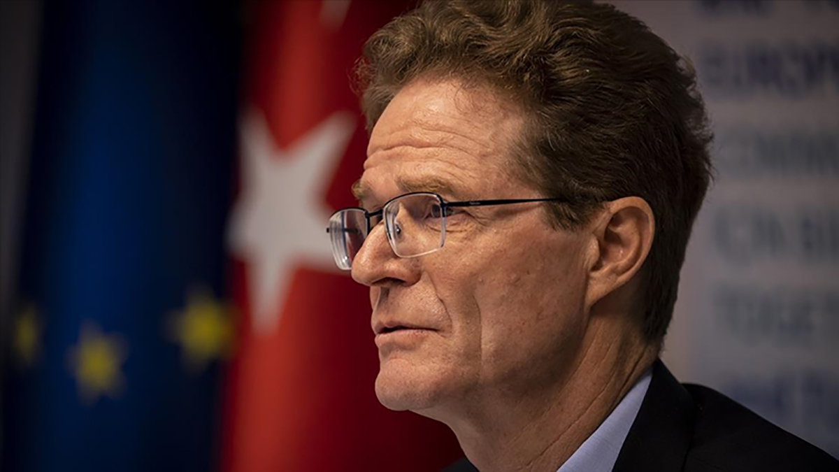 AB Büyükelçisi: Türkiye AİHM kurallarına uymalı