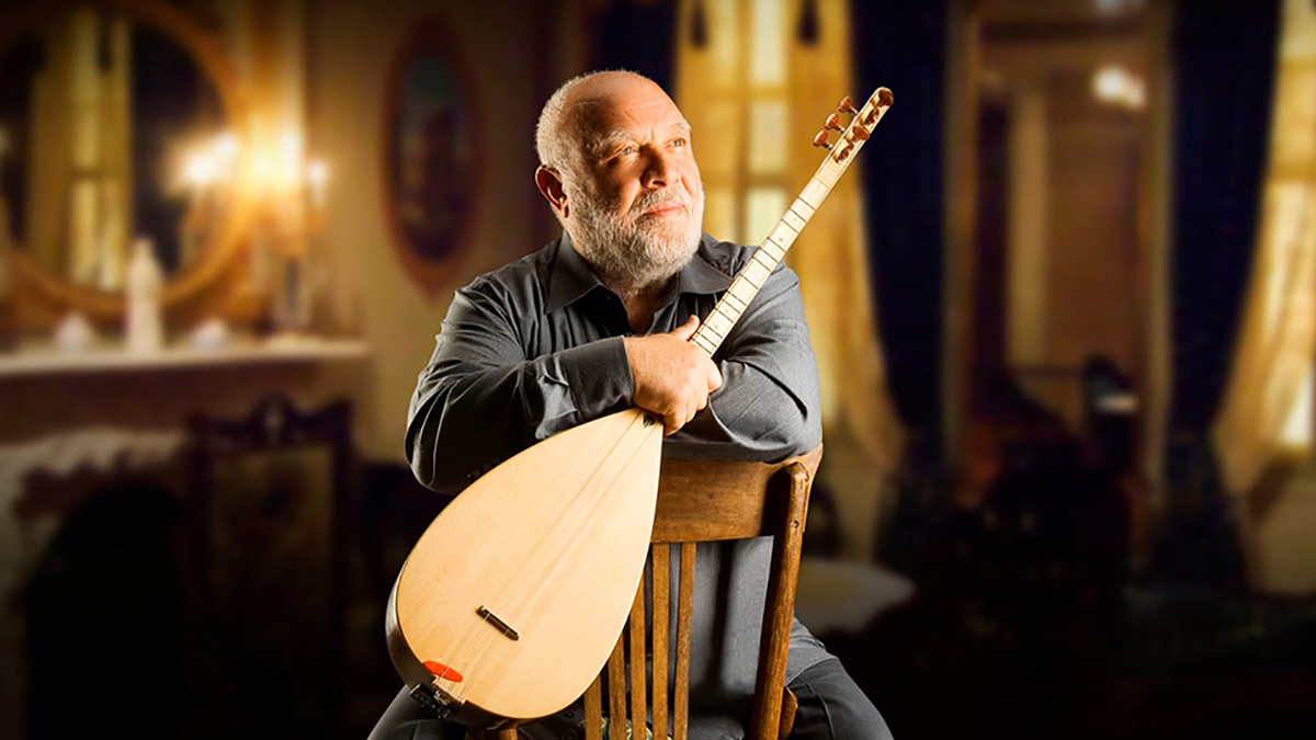 Ünlü türkücü Musa Eroğlu'nun eşi Fatma Eroğlu hayatını kaybetti