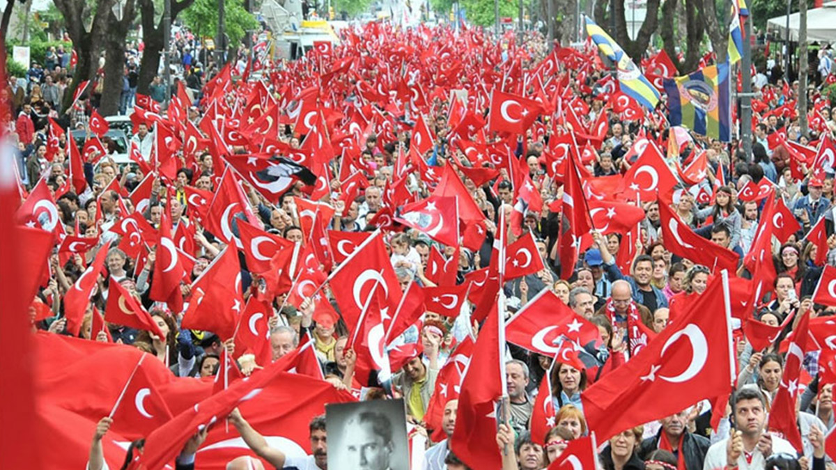 En güzel, anlamlı, kısa ve uzun 29 Ekim Cumhuriyet bayramı şiirleri