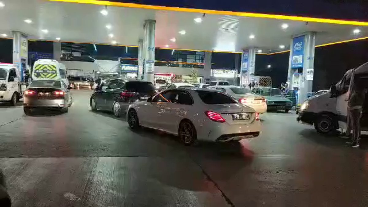 Benzine 28 kuruş zam