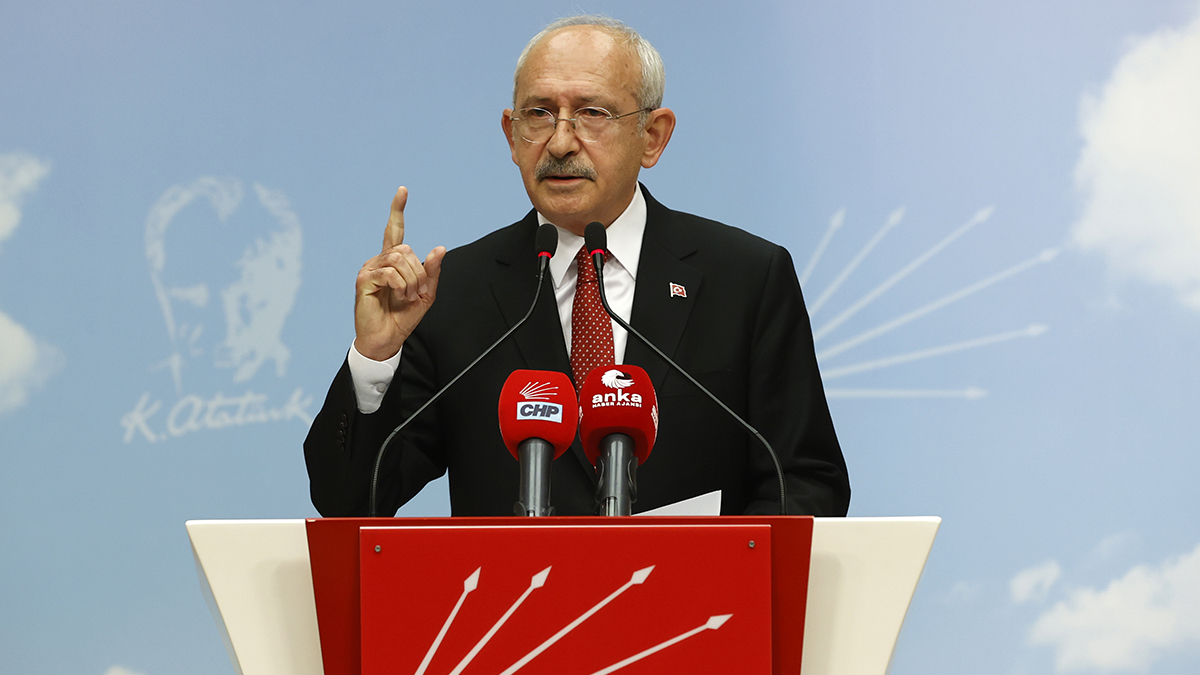 CHP lideri Kılıçdaroğlu'ndan bazı gazetecilerin Anıtkabir'e alınmamasına tepki
