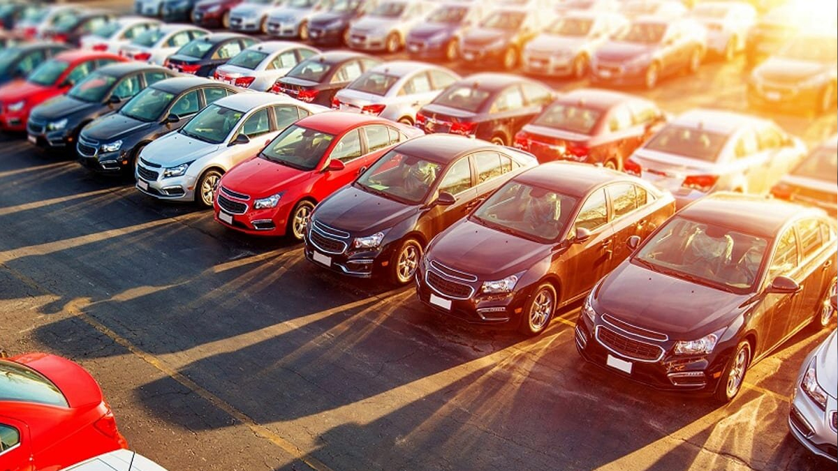 Otomotiv pazarı Ekim'de %40 daraldı