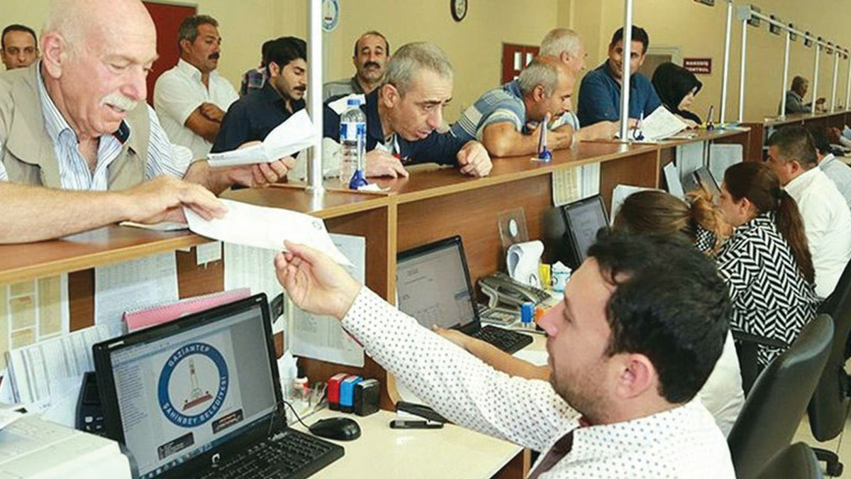 Maaşta 19 vergide 36