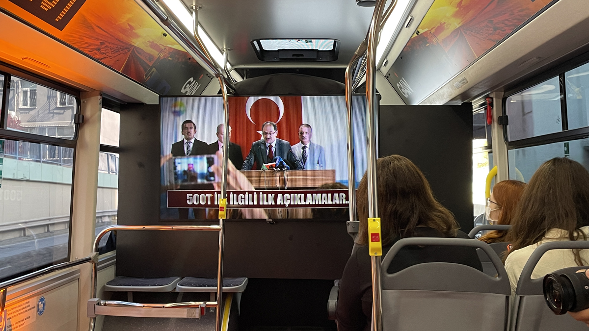 '500T Kayıp Otobüs' dizisinin ön gösterimi 500T'de yapıldı