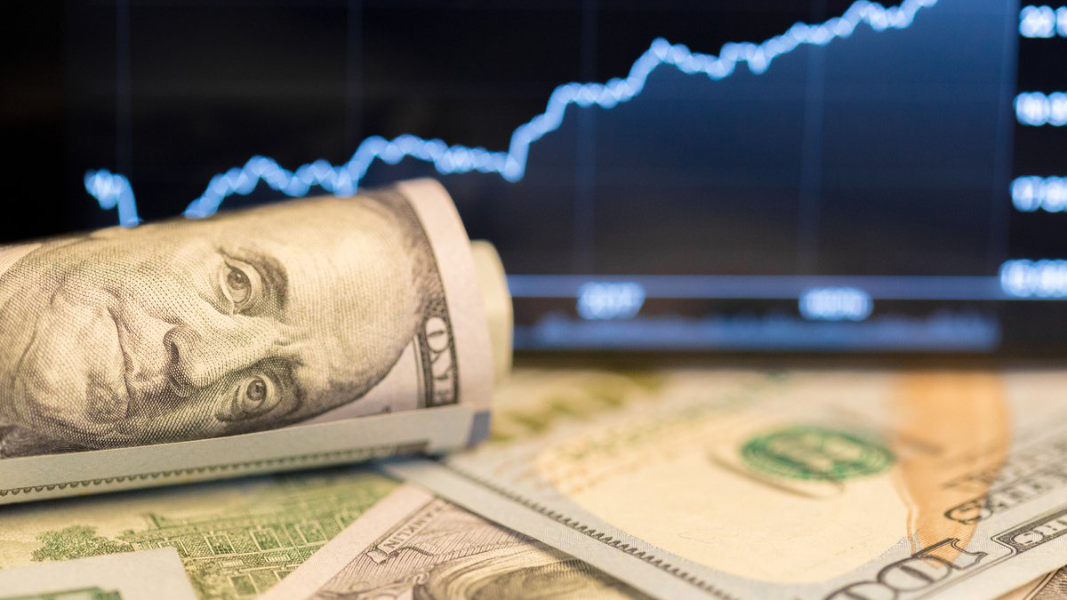 Dolar 10 lirayı aştı