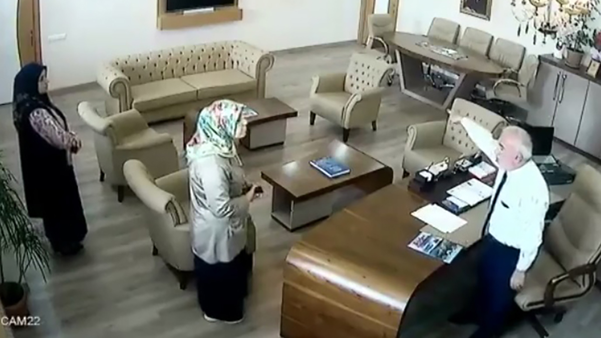 AK Parti'den işçiye hakaret eden başkanla ilgili açıklama: Cezası neyse veririz