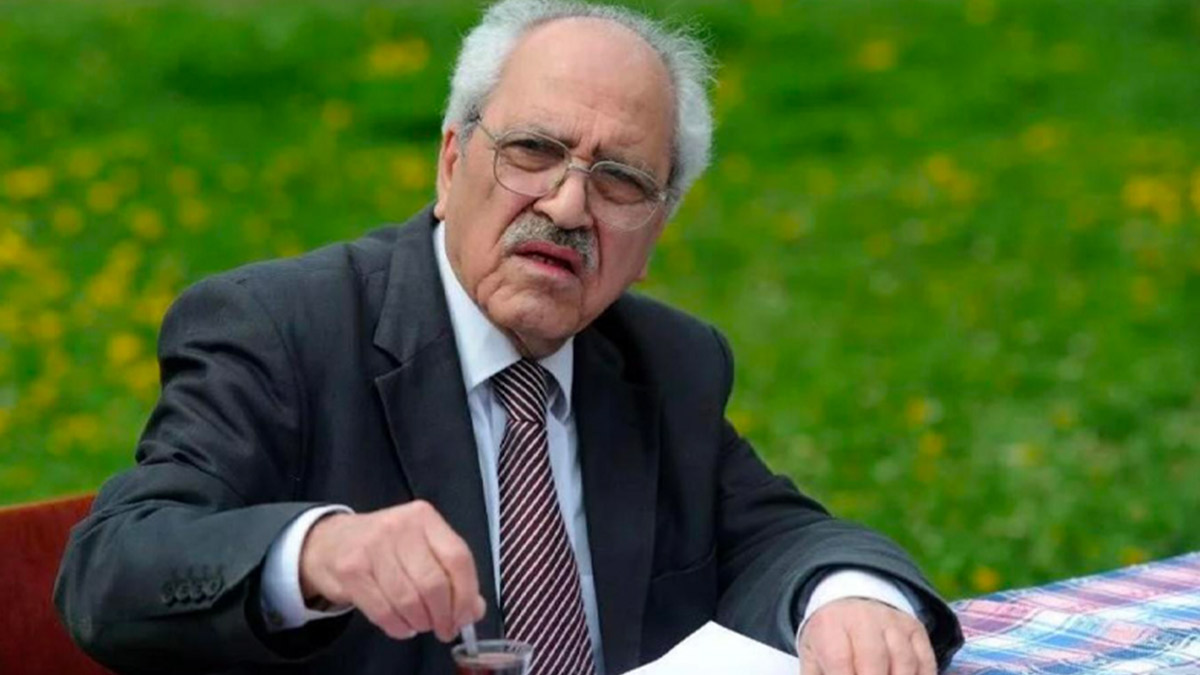 Sezai Karakoç'un sevenleri üzüntülerini paylaştı