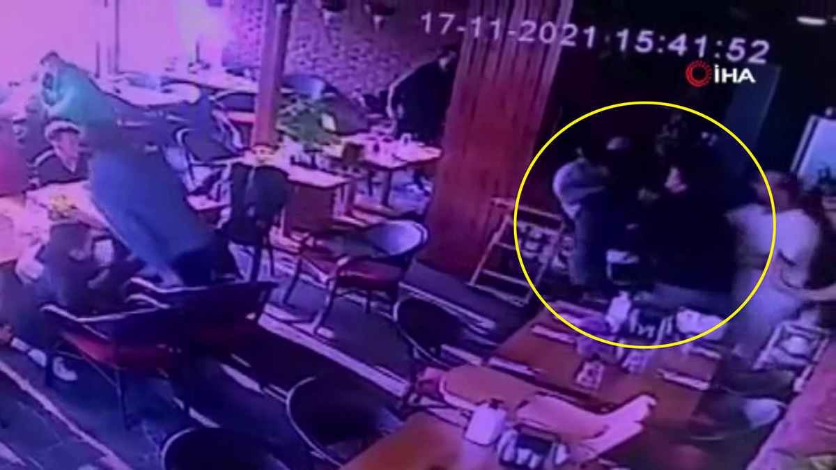 Düzce'deki depremde panikleyen kadın korkudan bayıldı