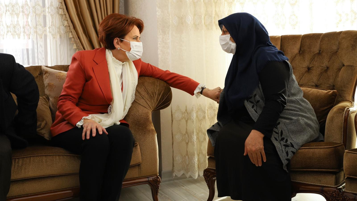 Akşener'den Başak Cengiz'in ailesine taziye ziyareti