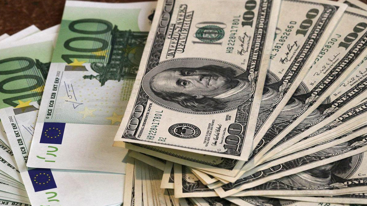 Piyasalarda tansiyon düşmüyor! İşte dolar ve euroda ilk rakamlar