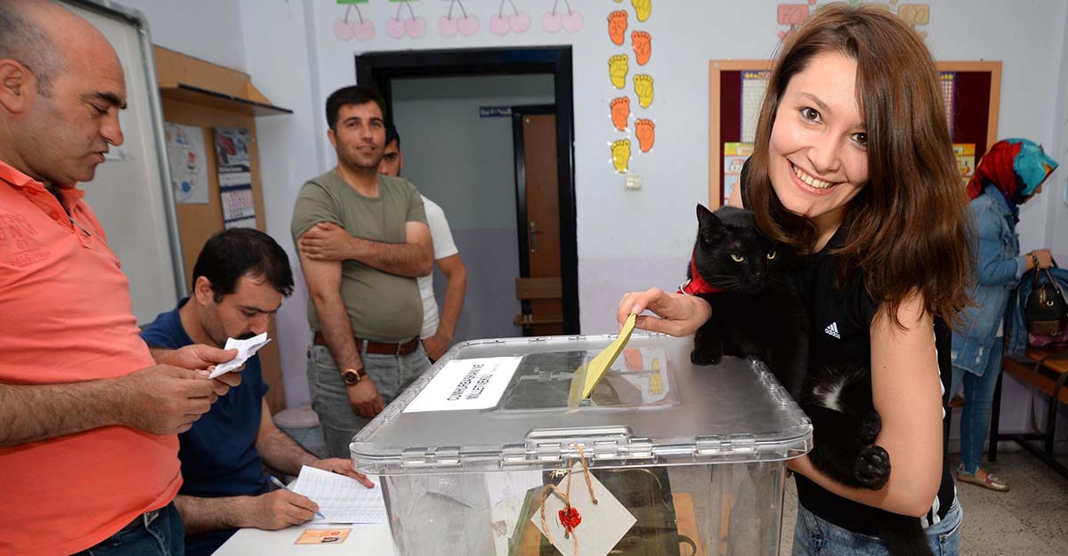 Yaklaşan seçimler niye tarihi önemde?