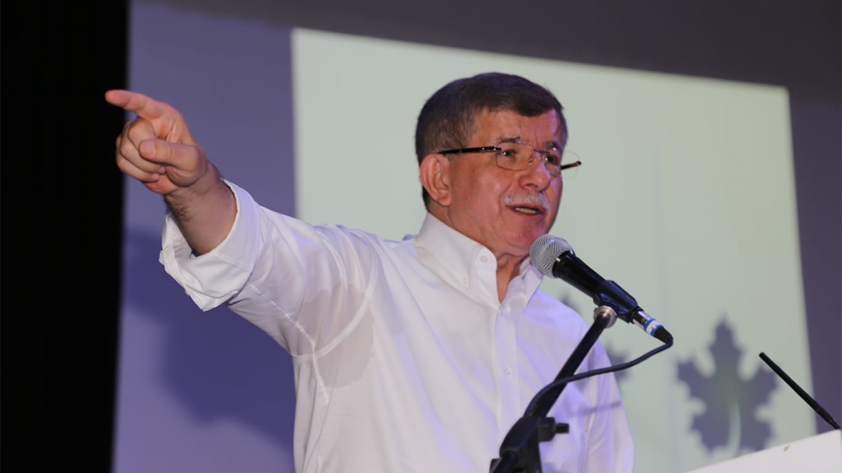 Davutoğlu'ndan iktidara: Dolar 12 TL’yi geçti, siz seyrediyorsunuz!