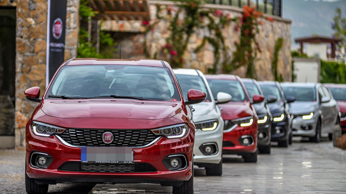 Dolar kuru nedeniyle ev ve otomobil satış ilanları iptal oldu