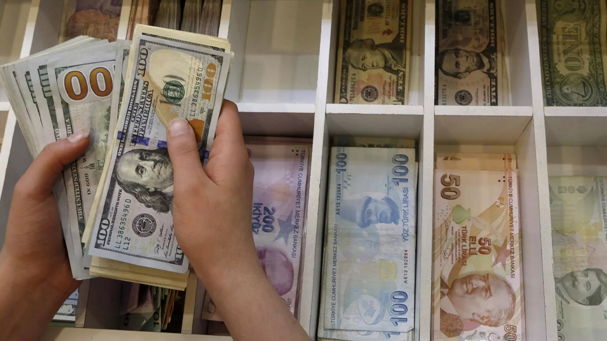 Kâbus günü! Türk parası pula döndü