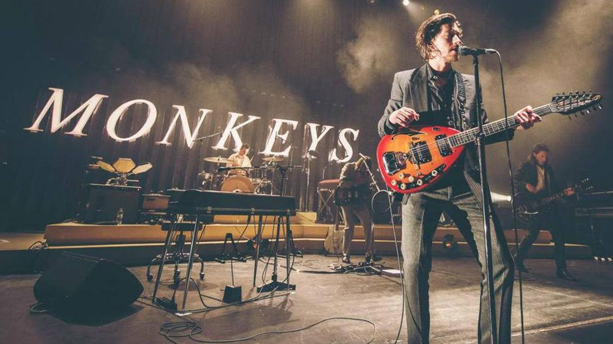 Arctic Monkeys Bilet Fiyatlari Ne Kadar Nereden Alinir 8 Yil Sonra Turkiye De