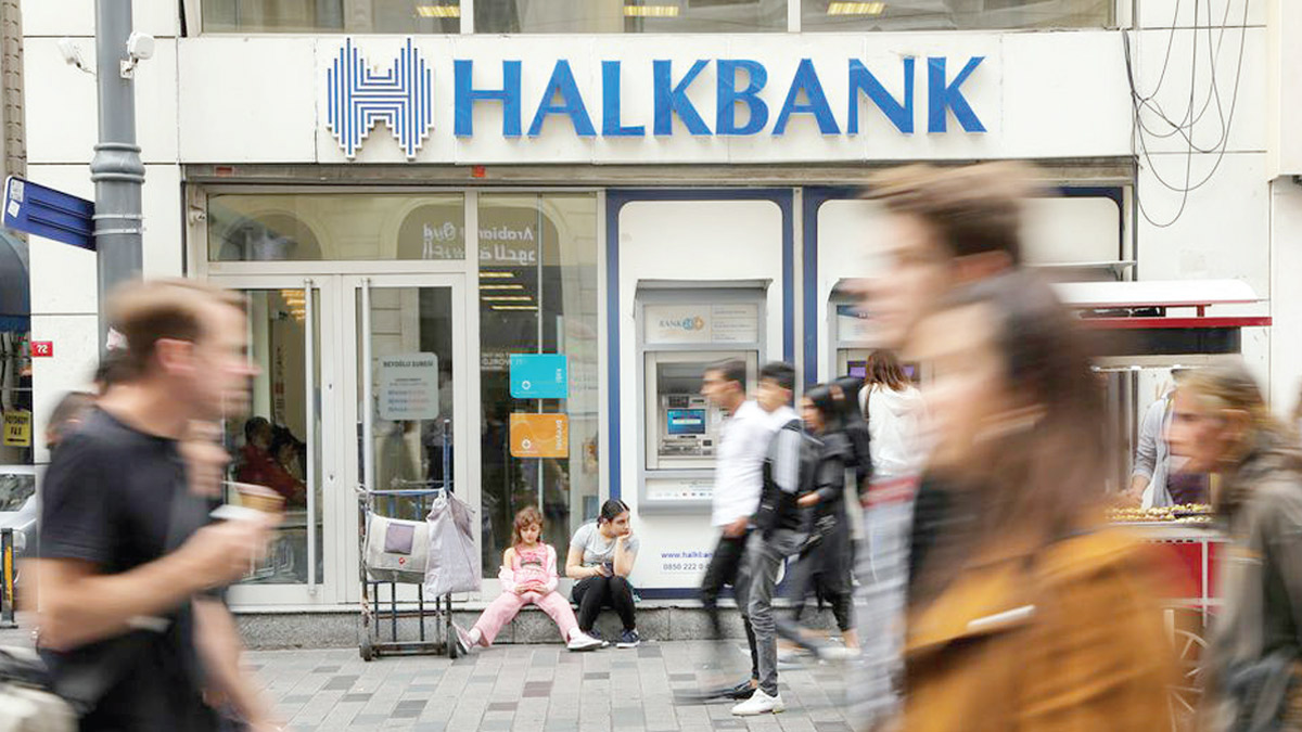 TL’deki kayıp bankaların sermayesini eritti