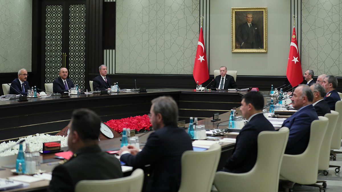 MGK'dan ekonomik kararlılık vurgusu