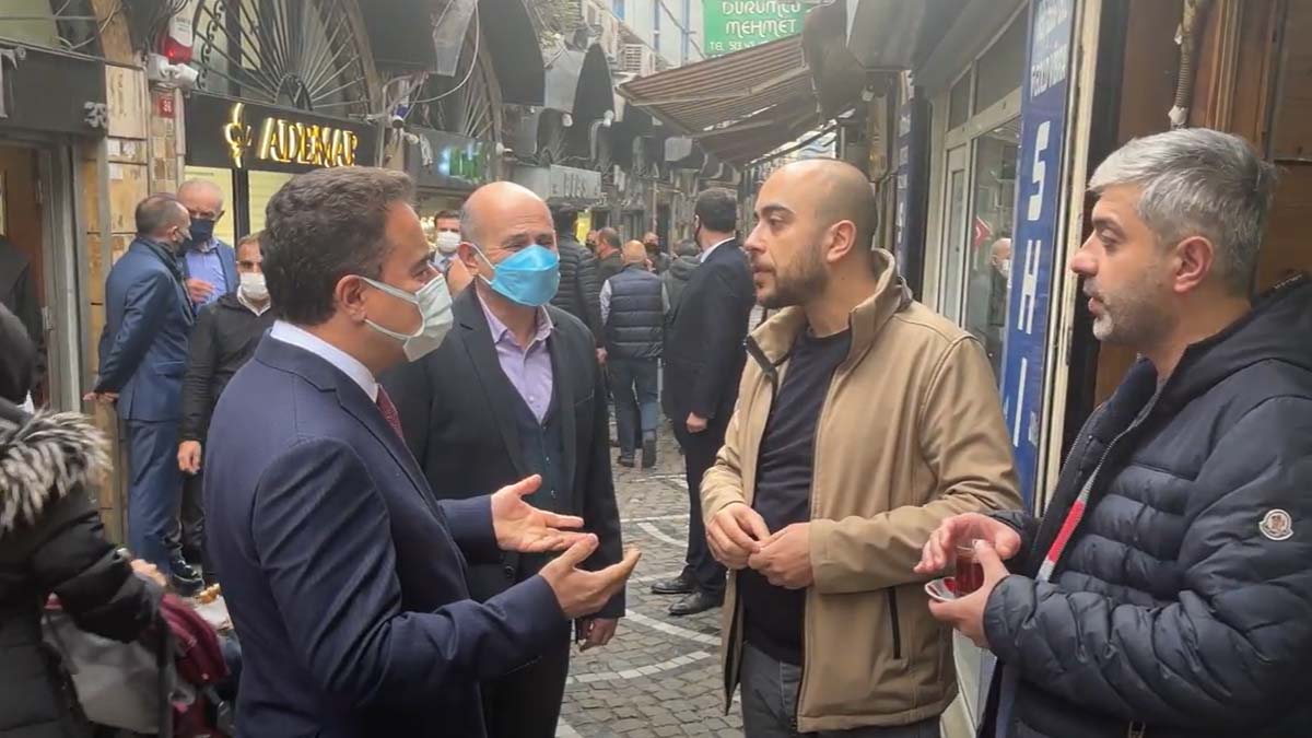 Babacan: Bir devir kapanıyor