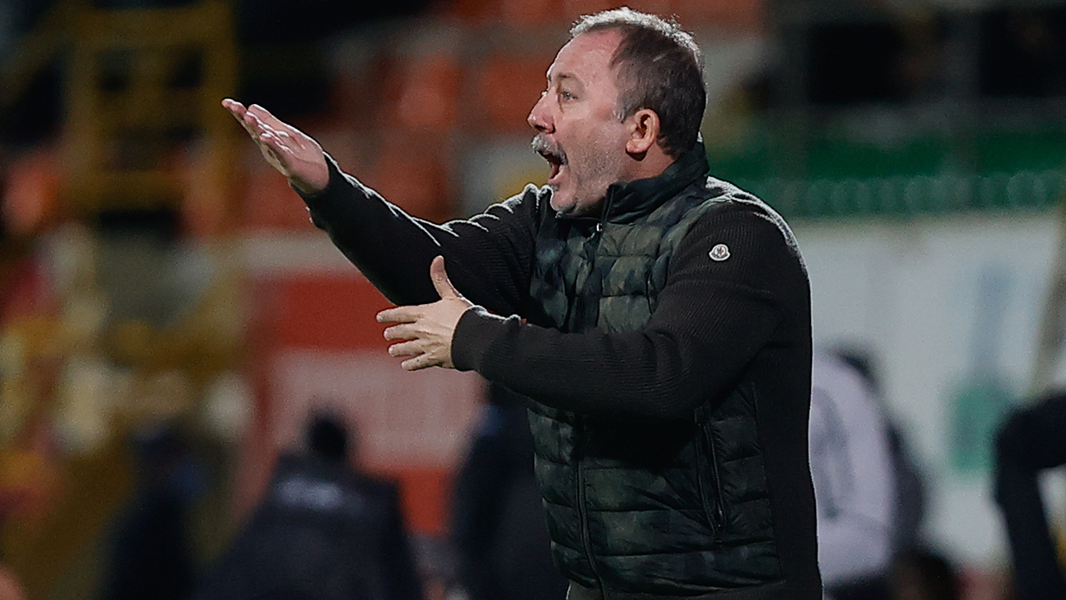 Sergen Yalçın'dan istifa açıklaması: Yarın başkanla görüşeceğim