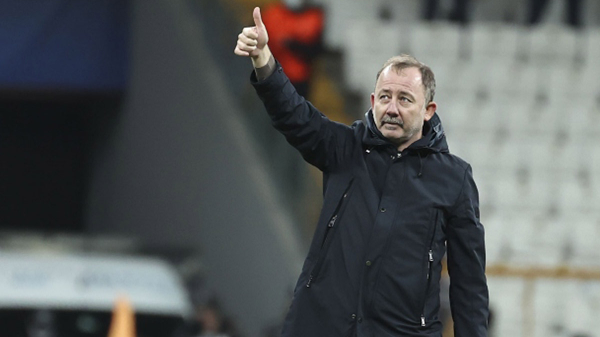 Beşiktaş yola Sergen Yalçın ile devam edecek