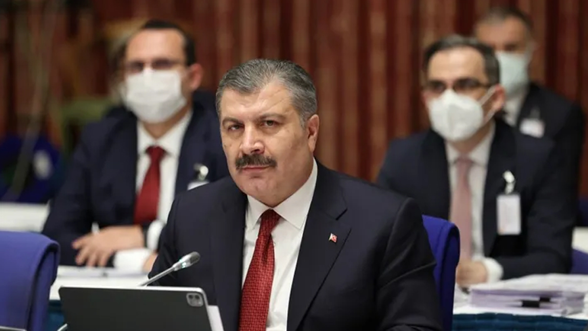 Bakan Koca: Hekimlere 2 bin 500 ile 5 bin TL arasında zam yapılacak