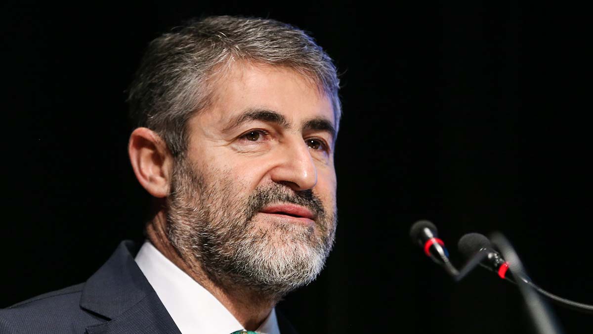 Yeni Bakan Nebati TBMM'de yemin etti