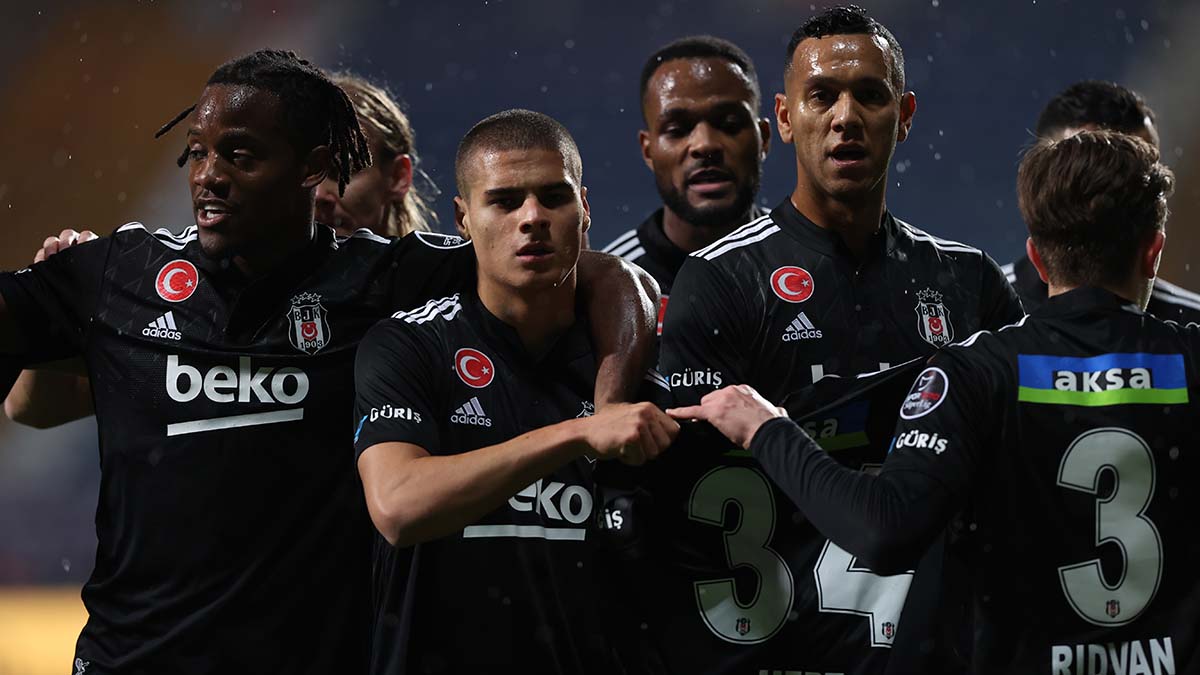 Beşiktaş Kasımpaşa deplasmanında kötü gidişe dur diyemedi