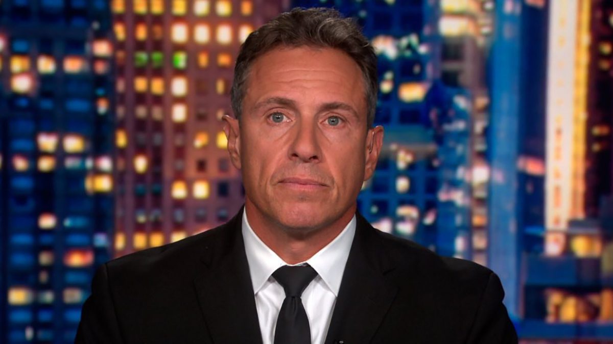 CNN adı cinsel taciz suçlamalarına karışan Chris Cuomo'yu kovdu