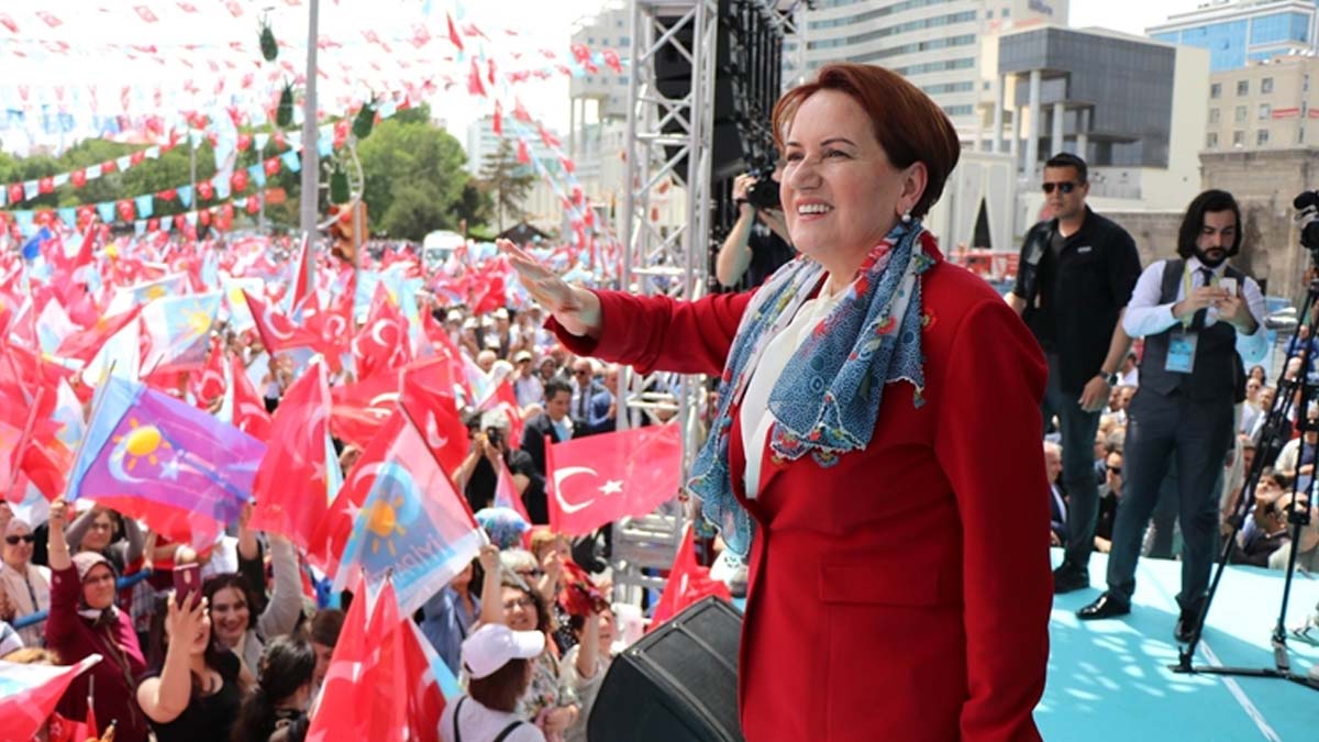 İYİ Parti bölgesel mitinglere hazırlanıyor