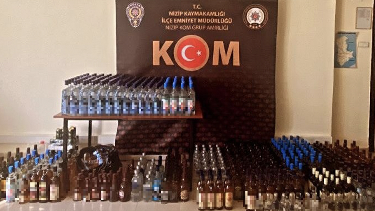 3 kişinin ölümünün ardından sahte içki imalathanelerine baskın