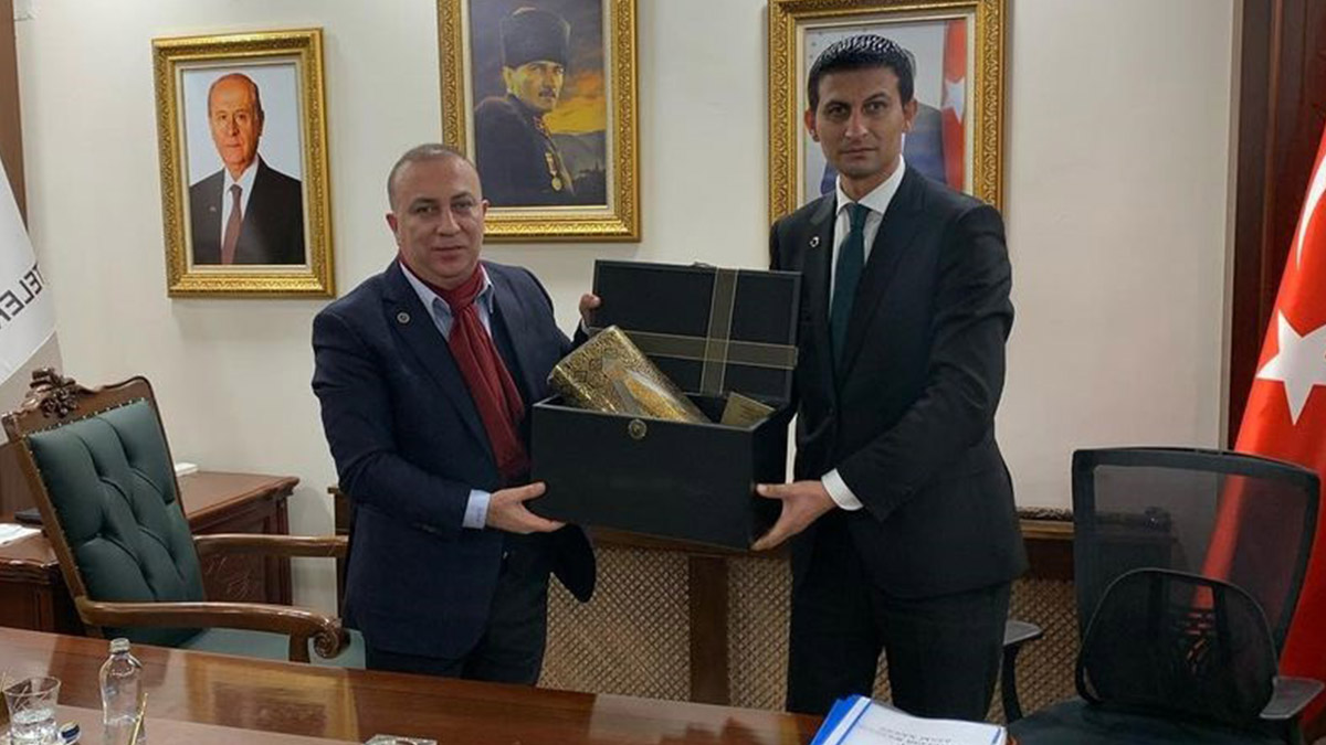 İzzet Ulvi Yönter'den izinsiz gönderilen SMS'ler vatandaşları bezdirdi