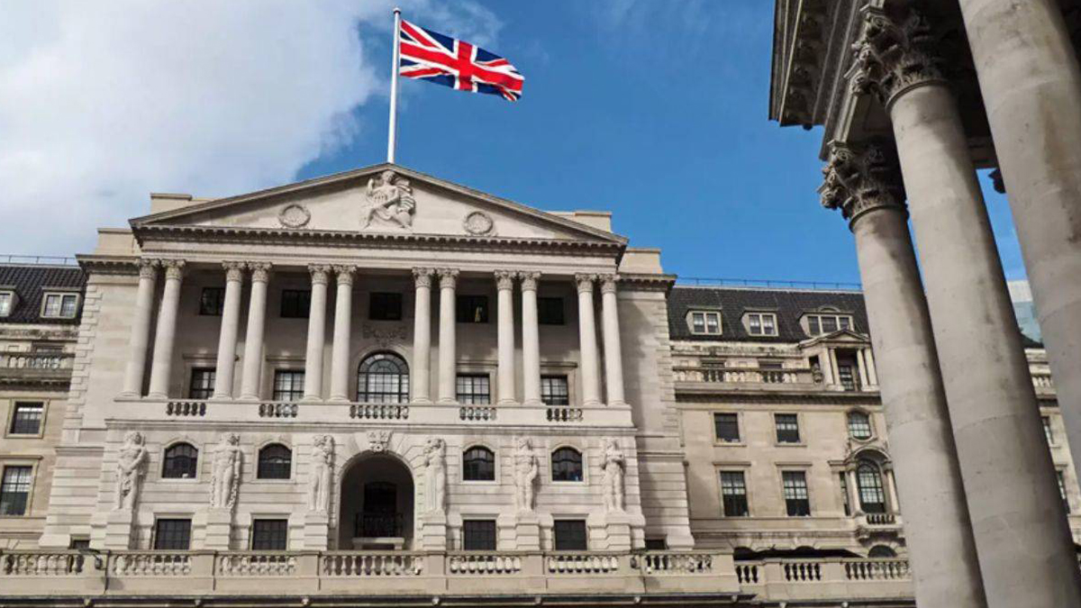 İngiltere Merkez Bankası'ndan 3 yıl sonra bir ilk