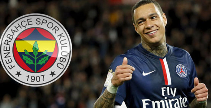 Fenerbahçe, Van der Wiel ile görüşmelere başlandığını borsaya bildirdi
