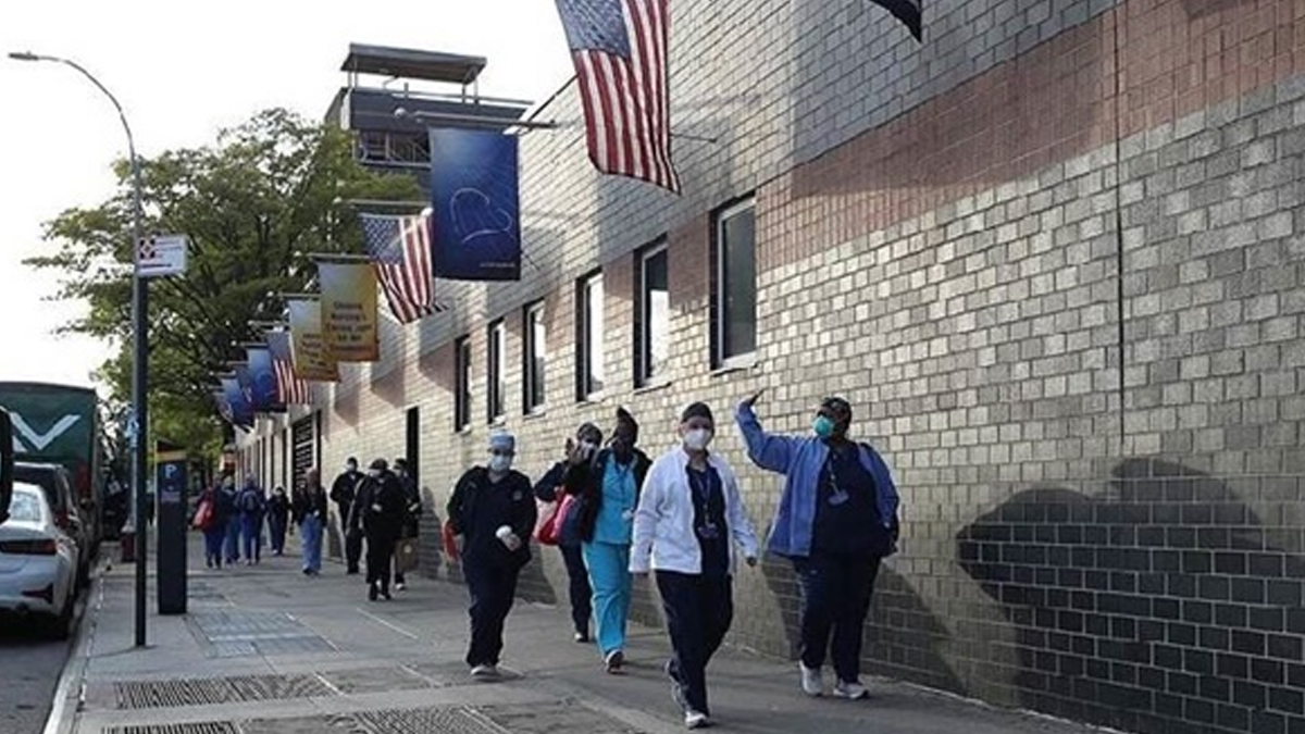 ABD'de koronavirüs ölümleri artıyor