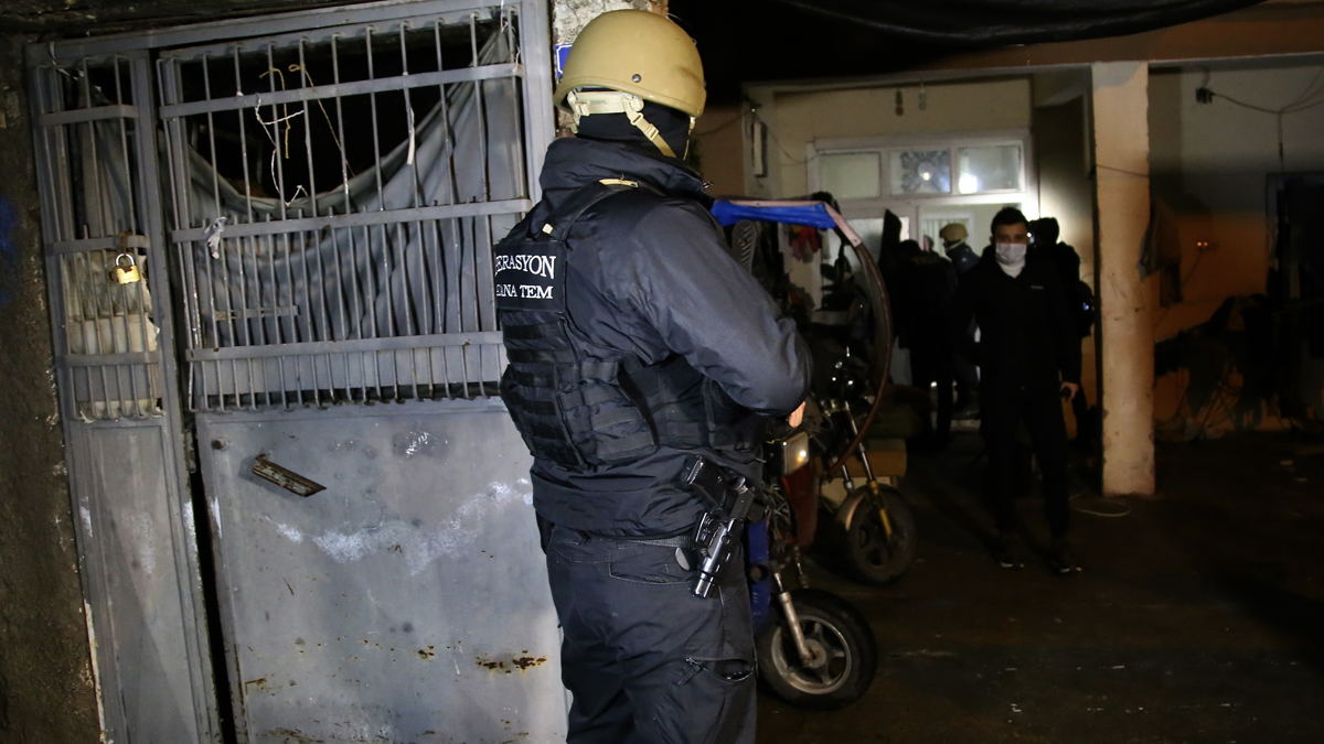 Adana'da PÖH destekli IŞİD operasyonu