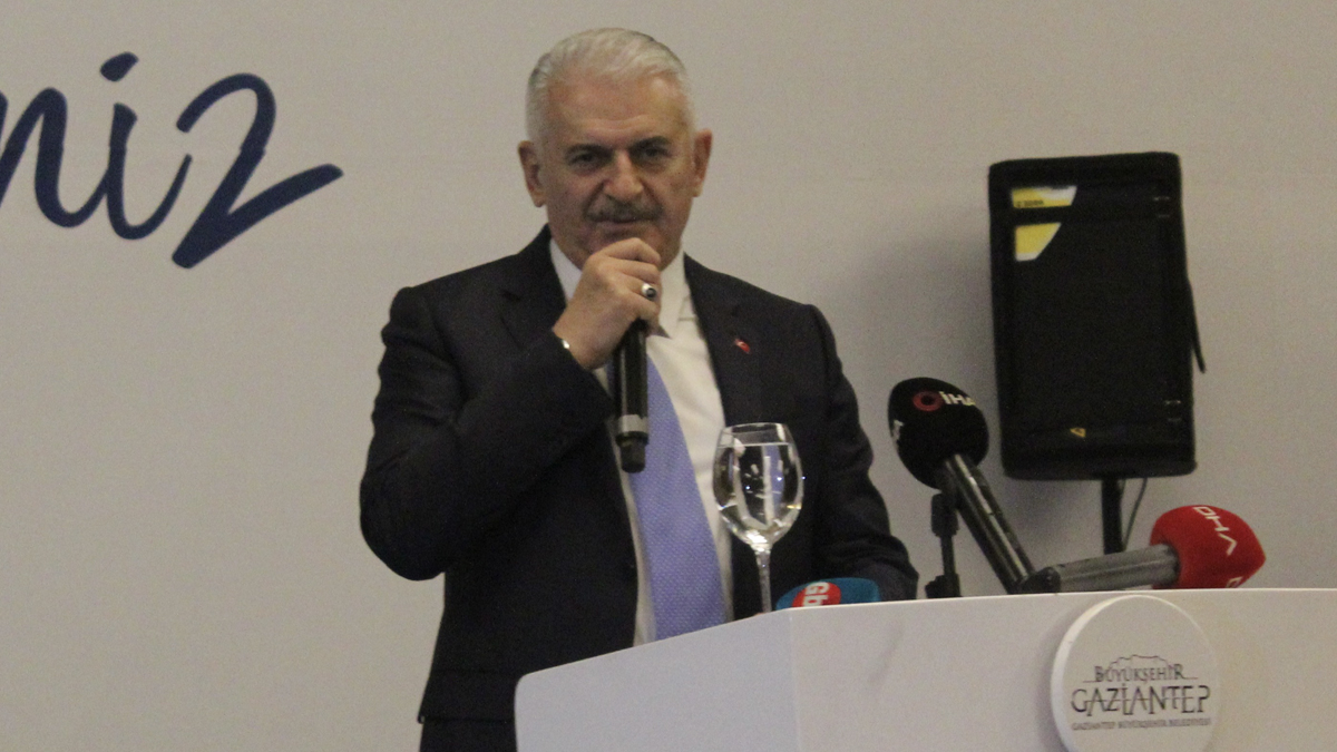 Binali Yıldırım: Bütün dünya fakirleşti, sadece Türkiye ve Çin ayakta kalabildi