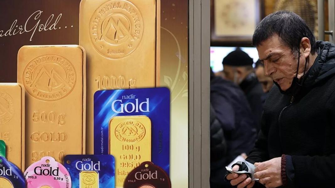 18'e aldığı doları 12 liraya bozduran vatandaş: İyi oldu, güzel oldu