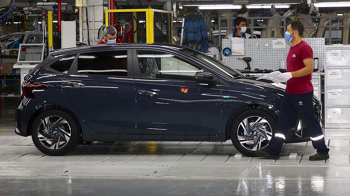 Dövizdeki düşüş sonrası Renault, Peugeot, Citroen ve Nissan'dan fiyat indirimi