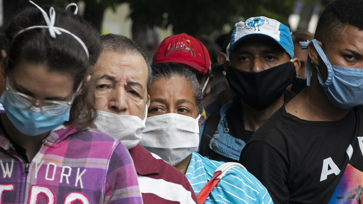 Omicron bir ülkeye daha sıçradı