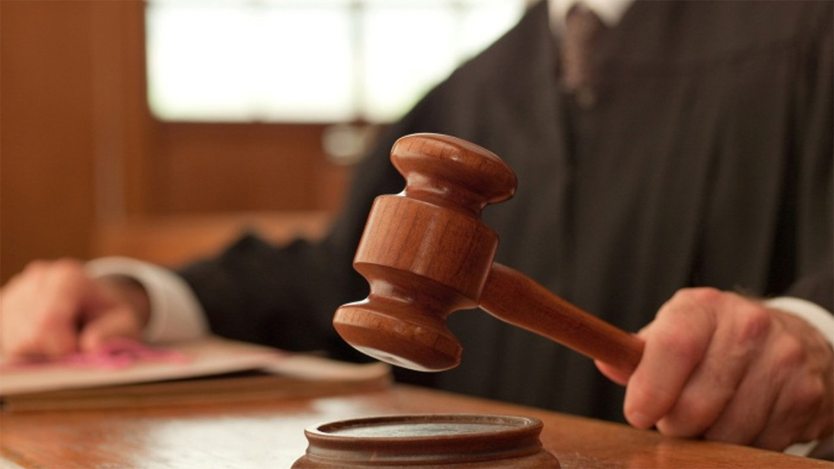 5 yaşındaki çocuğu şişle yakan üvey anne tutuklandı