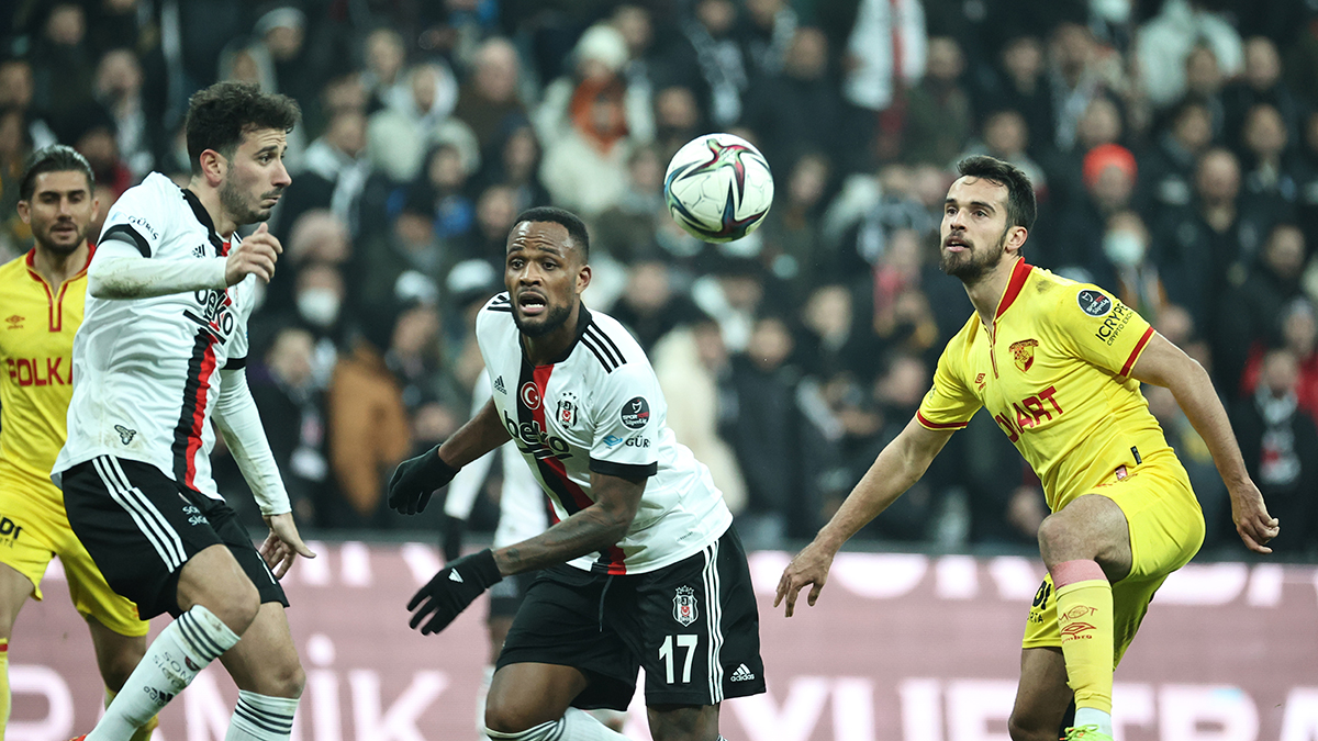 10 kişi kalan Kartal yıkılmadı