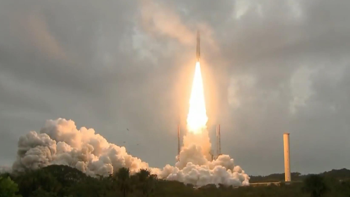 30 yıllık çalışma: James Webb Uzay Teleskobu uzayda