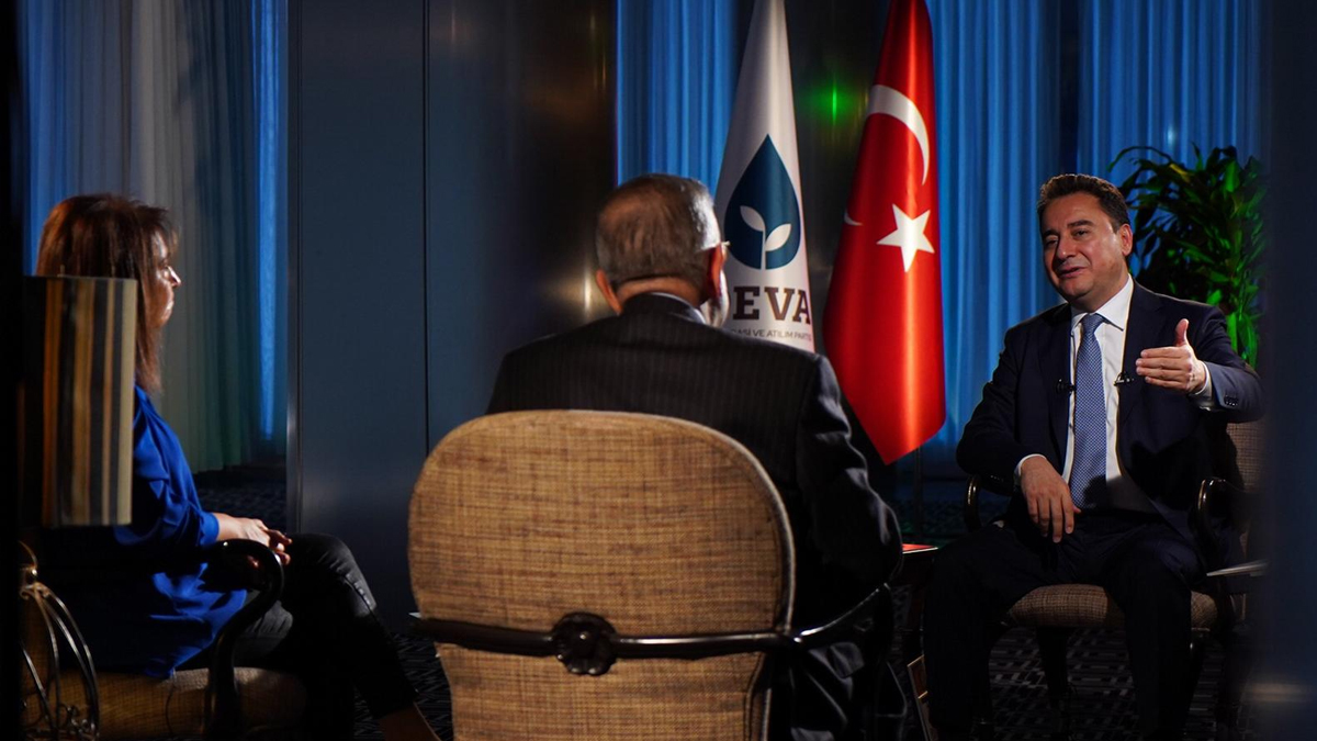 Ali Babacan: Borç alan emir alır