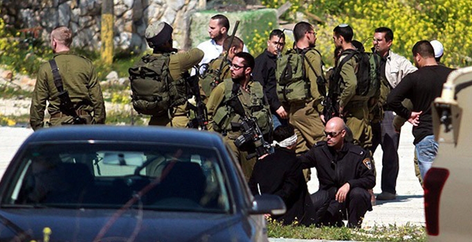İsrail askerleri 7 Filistinliyi gözaltına aldı