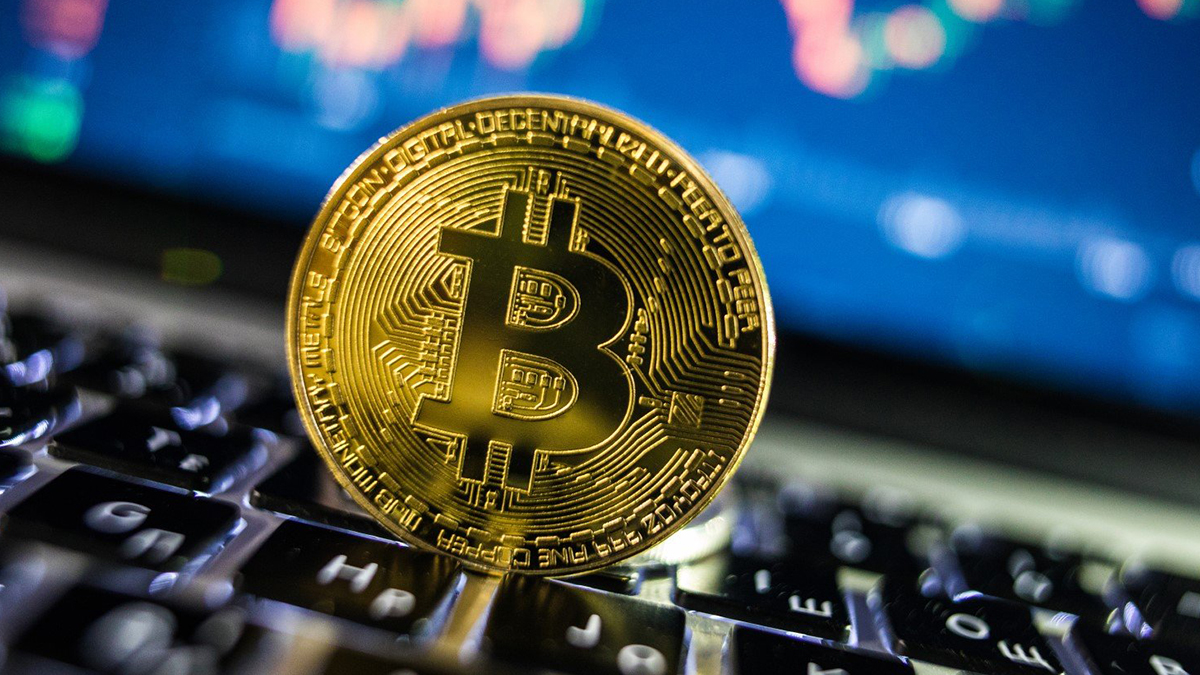 Kasım'da rekor tazeleyen Bitcoin, Aralık'ta büyük düşüşe geçti